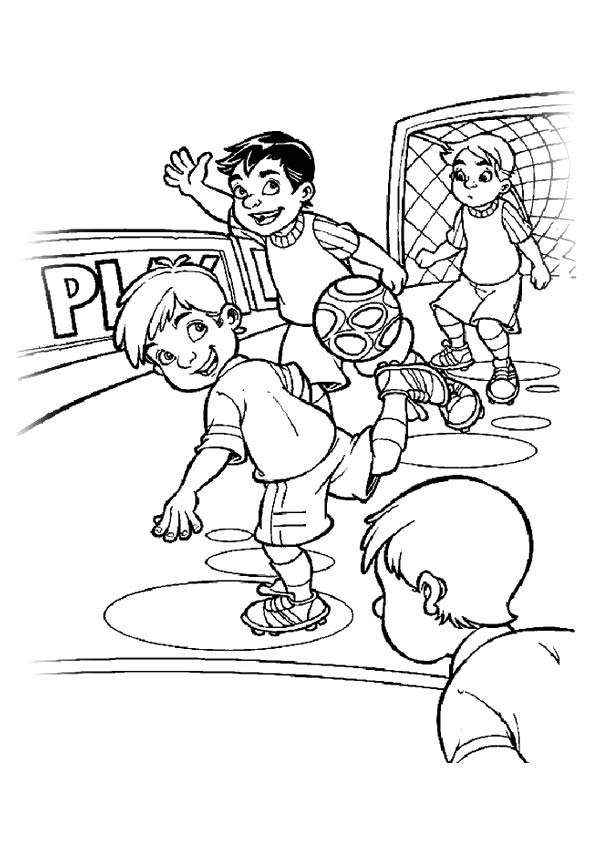 Desenho de Jogar futebol para Colorir - Colorir.com